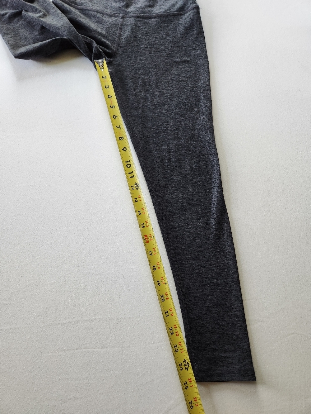 Beyond Yoga black/grey pattern Leggings size medium - Picture 5 of 7